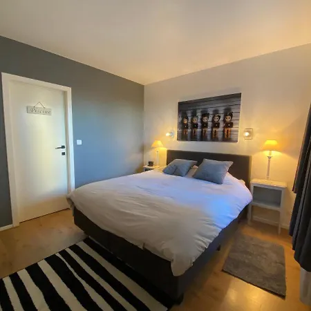 Fr Gilkens Apartment Ostend